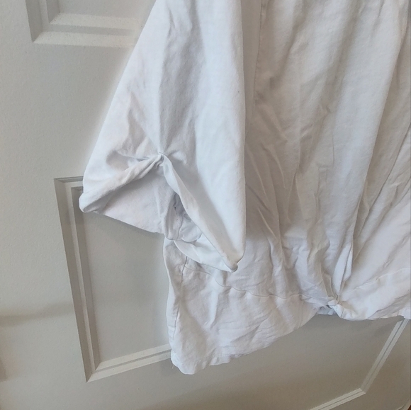 2 for $12 Sale! Fabletics Cropped Crew Neck Tee XL - Picture 7 of 7